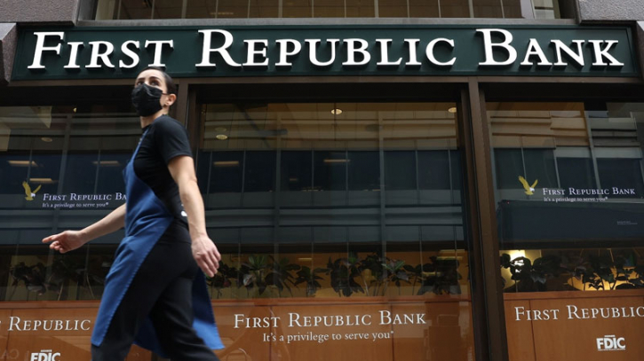 First Republic shares hit record low as depositors pull $100bn