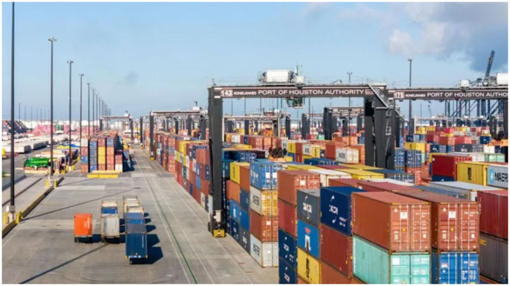 US ports brace for shut down as dockworkers strike