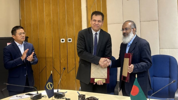 Bangladesh, ADB sign $1.02bn loan agreements