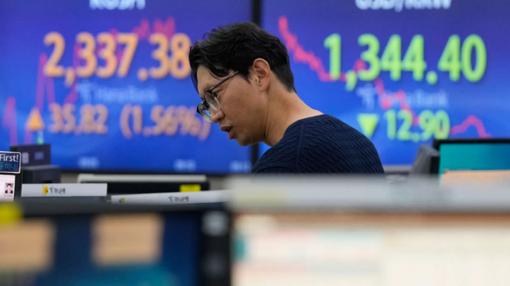 Asian markets track record day on Wall St, dollar extends losses