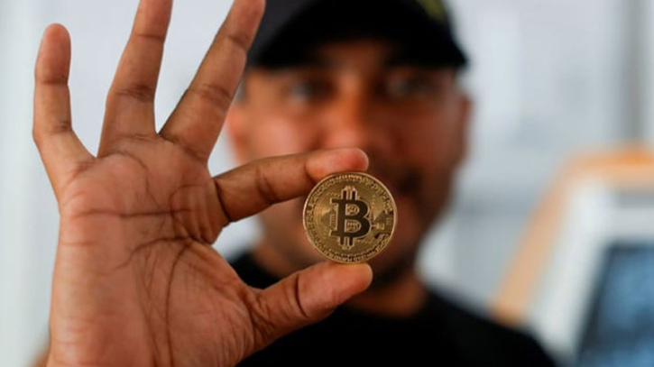 How a taxi driver in El Salvador got rich with Bitcoin