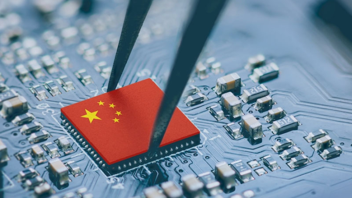 US hits Chinese chip industry with new export controls 