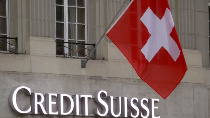 Credit Suisse to borrow up to $54bn amid global bank crisis fears