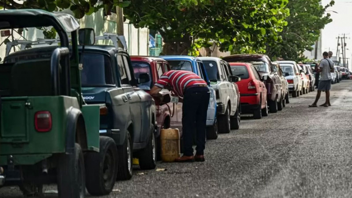 Cuba turns to old friend Russia to tackle fuel crisis