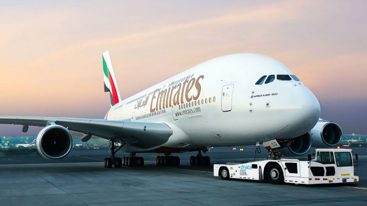 Dubai's Emirates extends flight cancellations to Israel until October 26