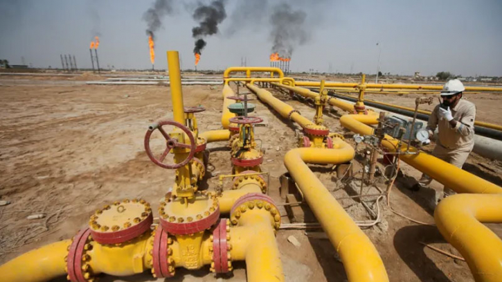 Windfall oil revenue is buying illusory stability in Iraq