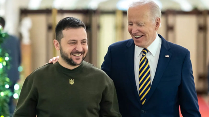 Biden tells Zelensky Ukraine will never stand alone