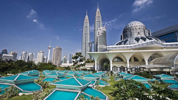 Malaysia's tourism recovery flops as Thailand, Indonesia cash in