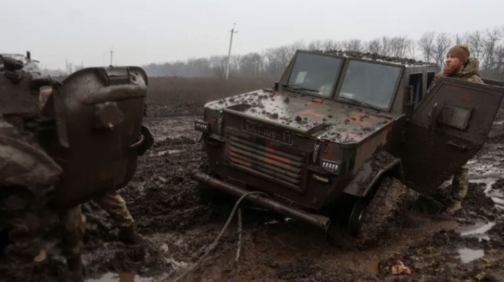 Russia trying to encircle Bakhmut amid mud of Ukraine's Donetsk