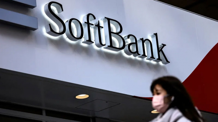 Japan's Softbank posts surprise $3.3bn loss