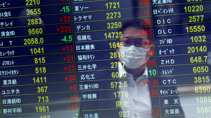 Asian stocks drift ahead of key US figures, eyes on China