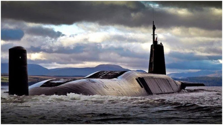 UK agrees £9bn nuclear submarine deal with Rolls-Royce