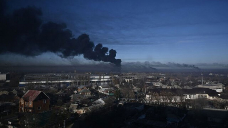 Russian ammunition depot destroyed in Kherson, Ukraine claims