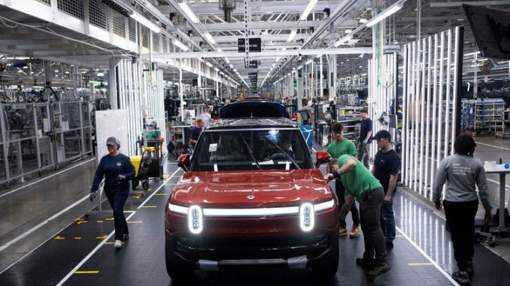 Volkswagen to invest up to $5bn in Tesla rival Rivian